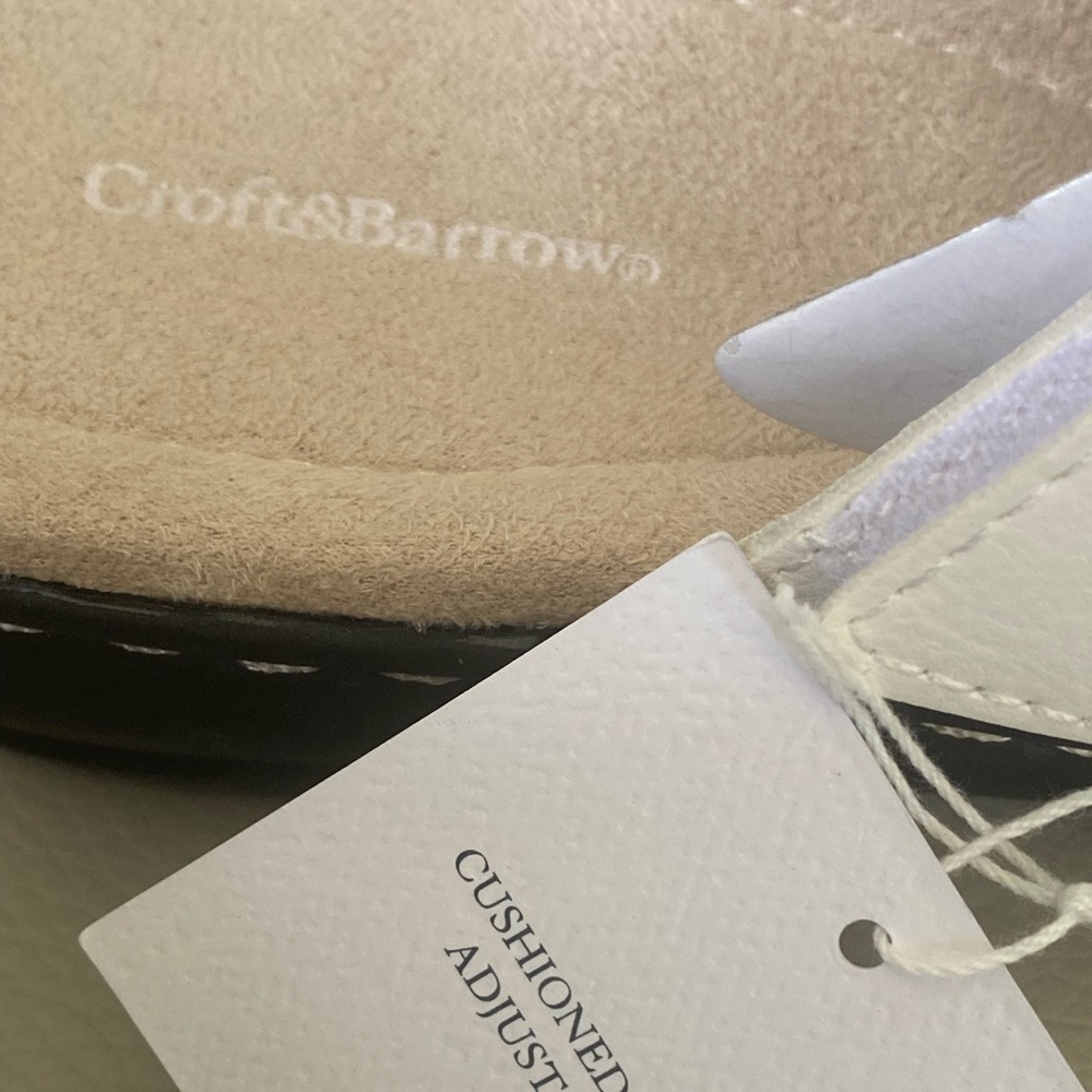 Croft & Barrow White Sandals - Picture 7 of 8